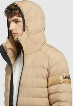 Khujo Vitus Matt - Jas - Beige -Khujo Kleding Winkel 7e5e9139e0424e13aa7f94f6c038afa8