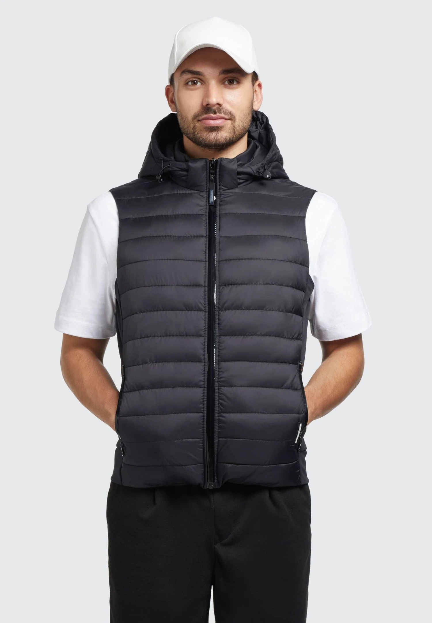 Khujo Wemo Matt - Bodywarmer - Schwarz 1 Khujo Wemo Matt - Bodywarmer - Schwarz