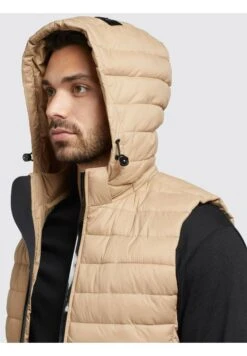 Khujo Wemo Matt - Bodywarmer - Beige 11 Khujo Wemo Matt - Bodywarmer - Beige -Khujo Kleding Winkel e9960c0a7fde4b088b13baa7e75f567c