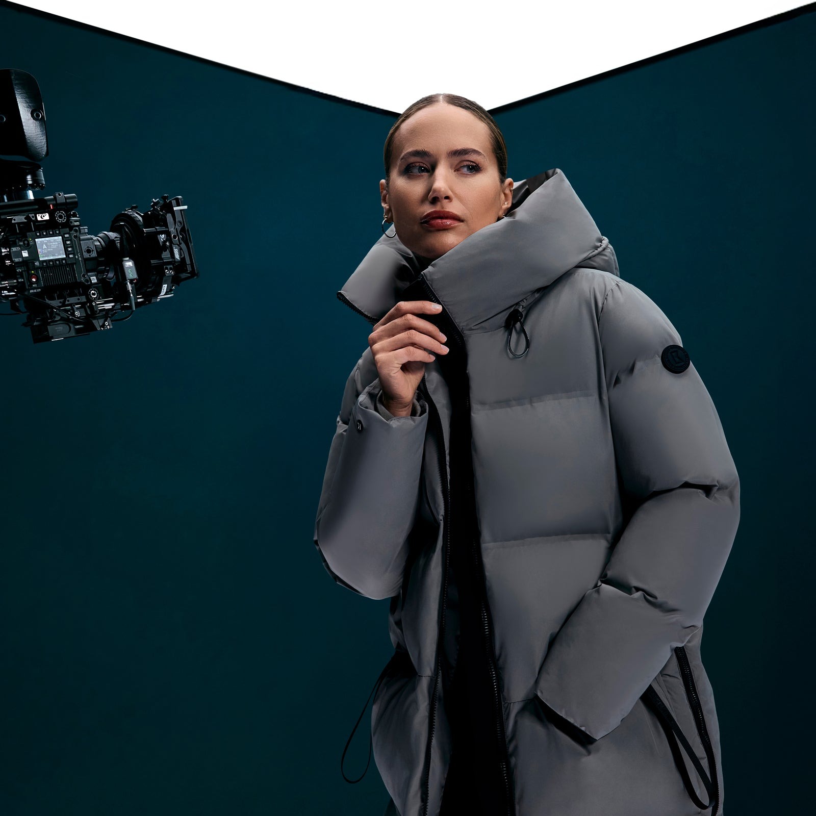 Khujo Kleding Winkel 19 Khujo Kleding Winkel -Khujo Kleding Winkel KHUJO CAMPAIGN 2024 024542 Women